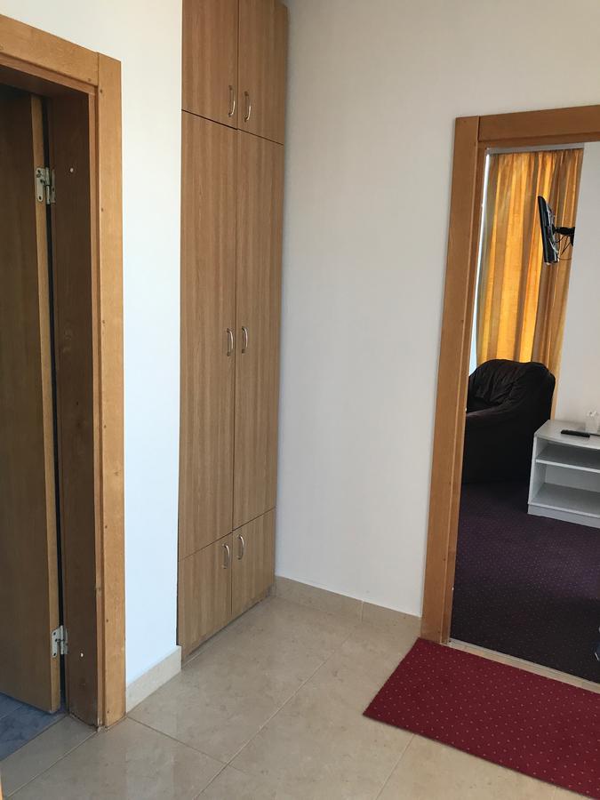 Apartament in regim hotelier Bacău Exterior foto